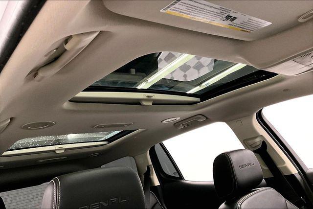 2023 GMC Acadia FWD Denali