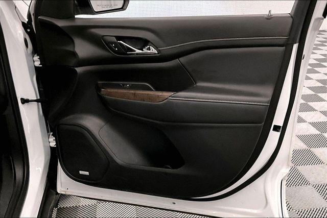 2023 GMC Acadia FWD Denali