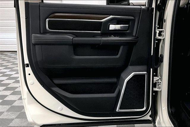 2024 Ram 3500 Laramie Crew Cab 4x4 6'4" Box