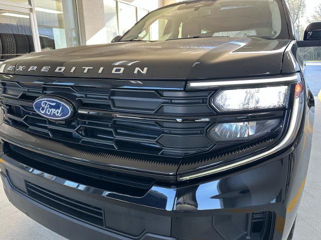 2025 Ford Expedition Active MAX