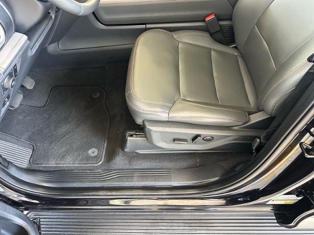 2025 Ford Expedition Active MAX