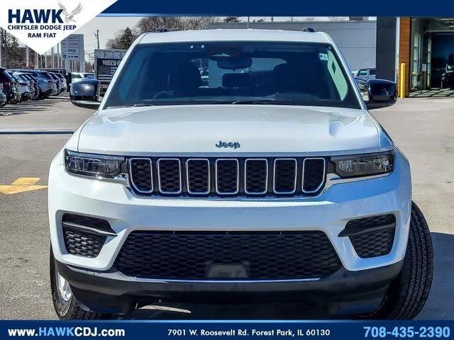 2023 Jeep Grand Cherokee Laredo 4x4