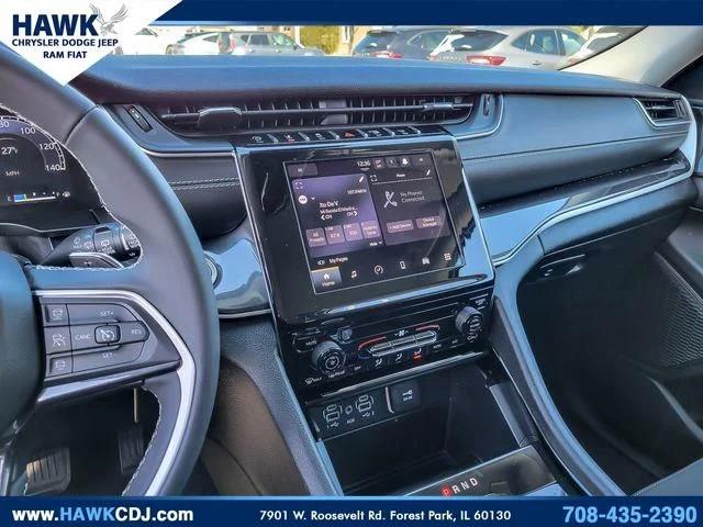 2023 Jeep Grand Cherokee Laredo 4x4