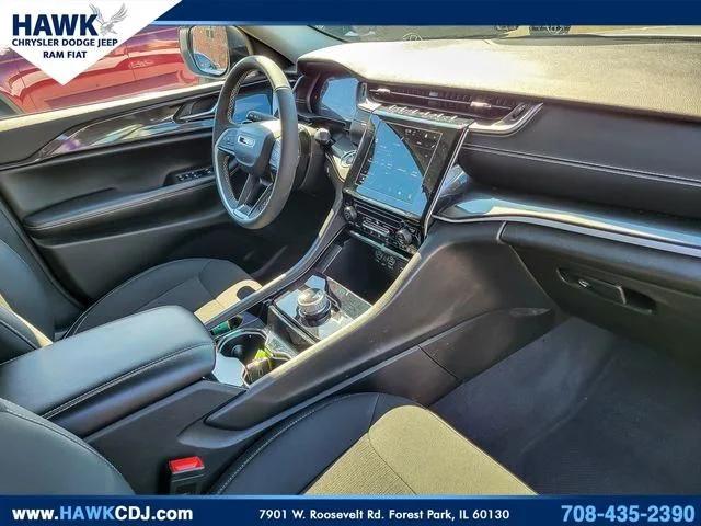 2023 Jeep Grand Cherokee Laredo 4x4