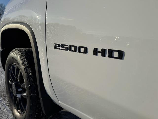 2025 Chevrolet Silverado 2500HD 4WD Crew Cab Standard Bed LTZ
