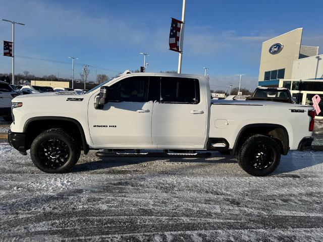 2025 Chevrolet Silverado 2500HD 4WD Crew Cab Standard Bed LTZ