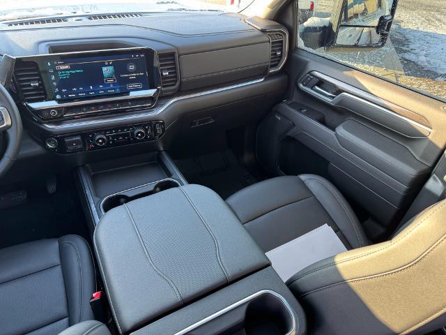 2025 Chevrolet Silverado 2500HD 4WD Crew Cab Standard Bed LTZ