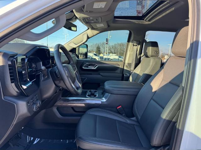 2025 Chevrolet Silverado 2500HD 4WD Crew Cab Standard Bed LTZ