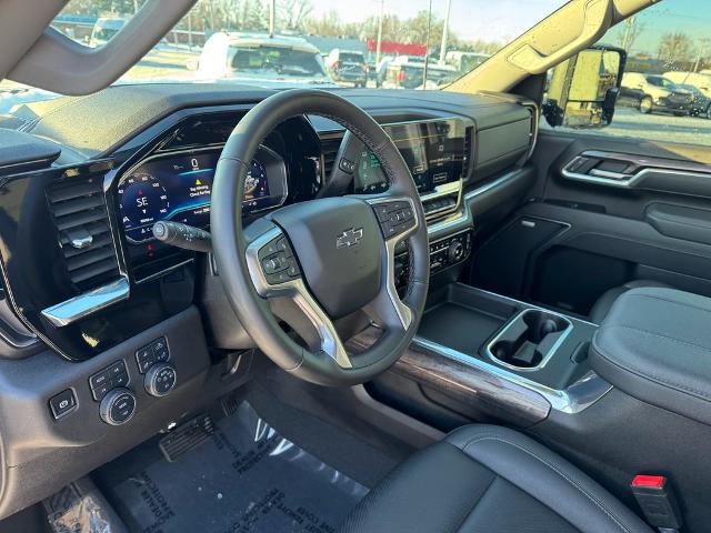 2025 Chevrolet Silverado 2500HD 4WD Crew Cab Standard Bed LTZ