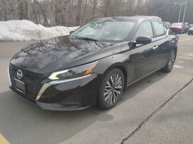 2023 Nissan Altima SV FWD