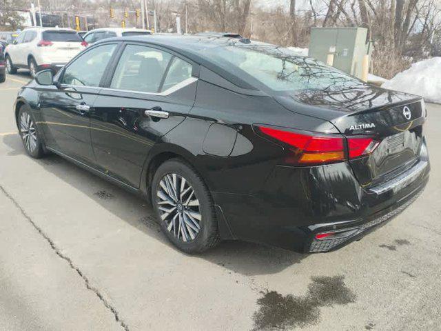 2023 Nissan Altima SV FWD