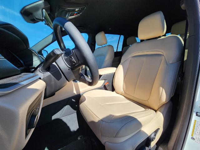 2025 Jeep Grand Cherokee L Limited 4x2