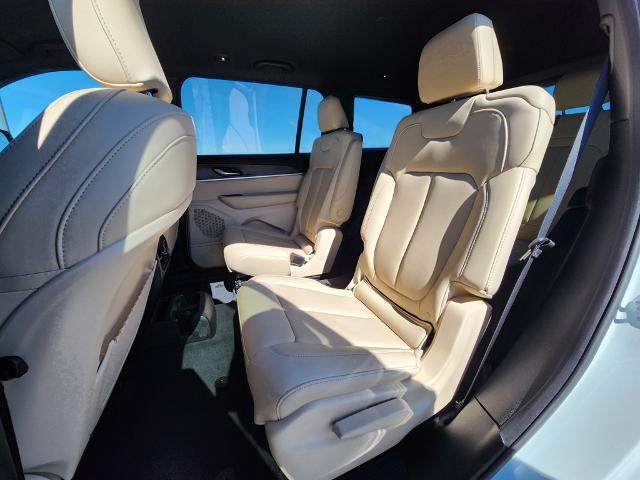 2025 Jeep Grand Cherokee L Limited 4x2
