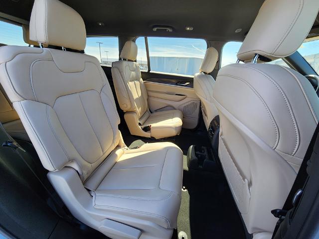 2025 Jeep Grand Cherokee L Limited 4x2