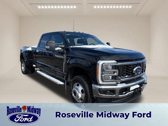 2023 Ford F-350 LARIAT for sale in Roseville, MN