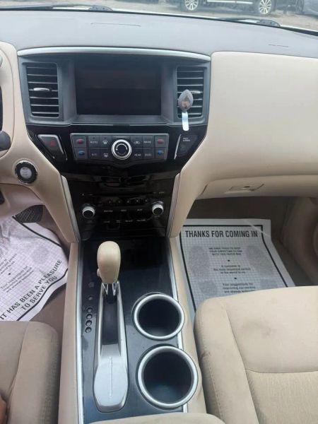 2015 Nissan Pathfinder S