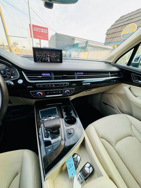 2017 Audi Q7 3.0T Premium