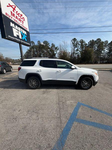 2017 GMC Acadia SLT-1