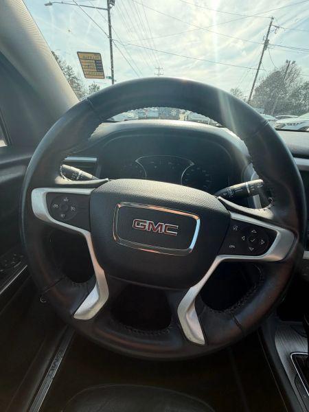 2017 GMC Acadia SLT-1
