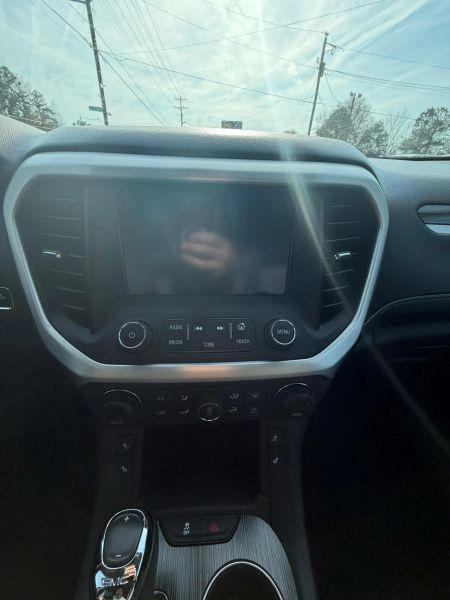 2017 GMC Acadia SLT-1