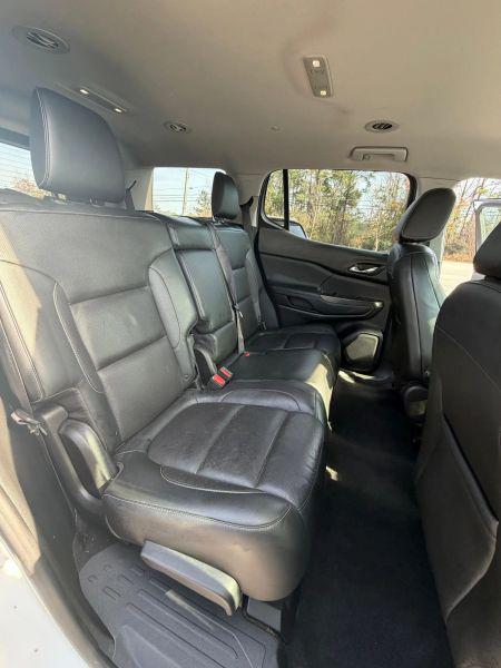 2017 GMC Acadia SLT-1