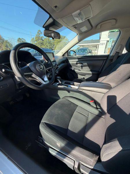 2023 Nissan Sentra SV Xtronic CVT