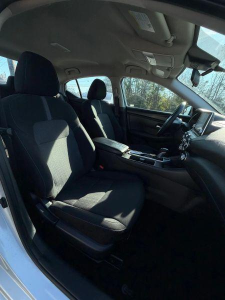 2023 Nissan Sentra SV Xtronic CVT