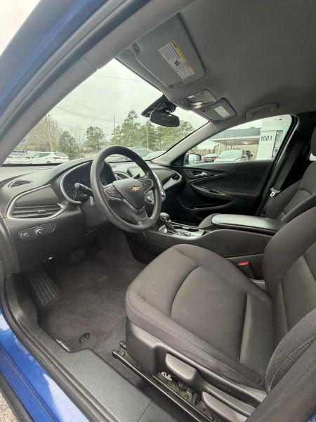2023 Chevrolet Malibu FWD 1FL
