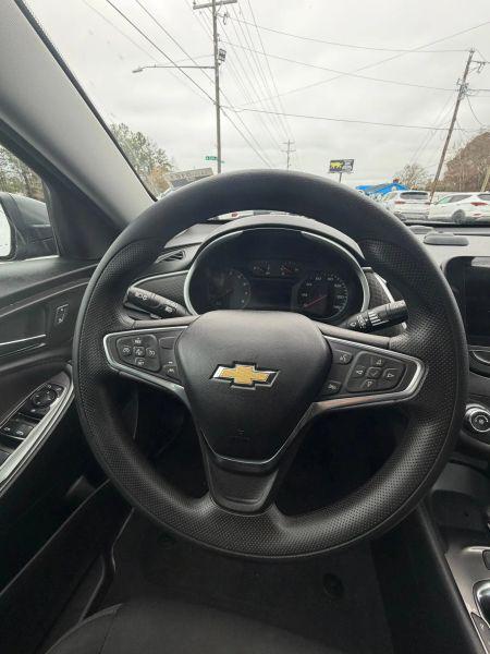 2023 Chevrolet Malibu FWD 1FL