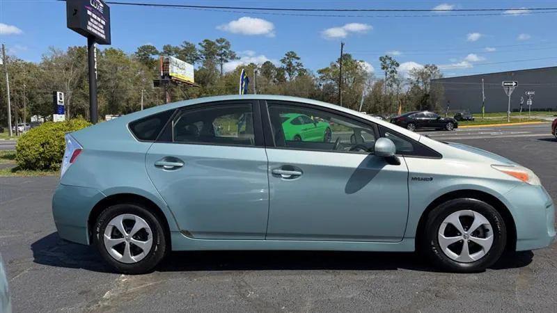 2013 Toyota Prius One