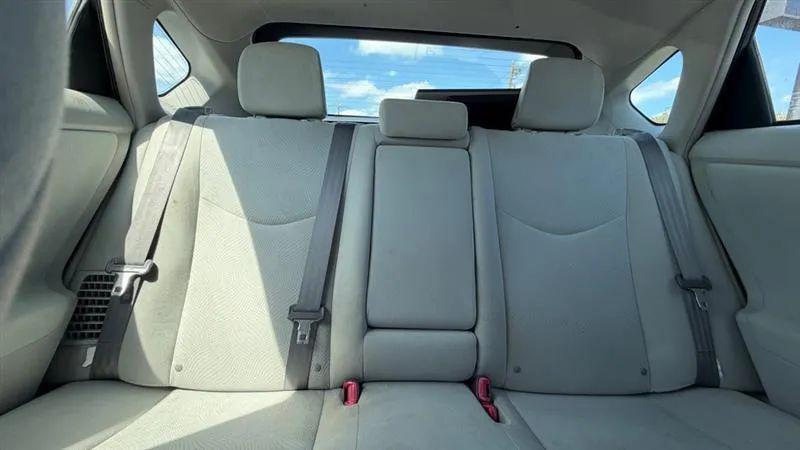 2013 Toyota Prius One