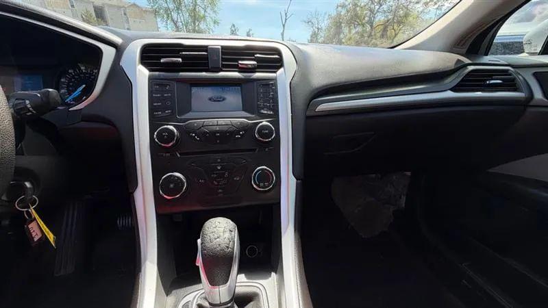 2016 Ford Fusion S