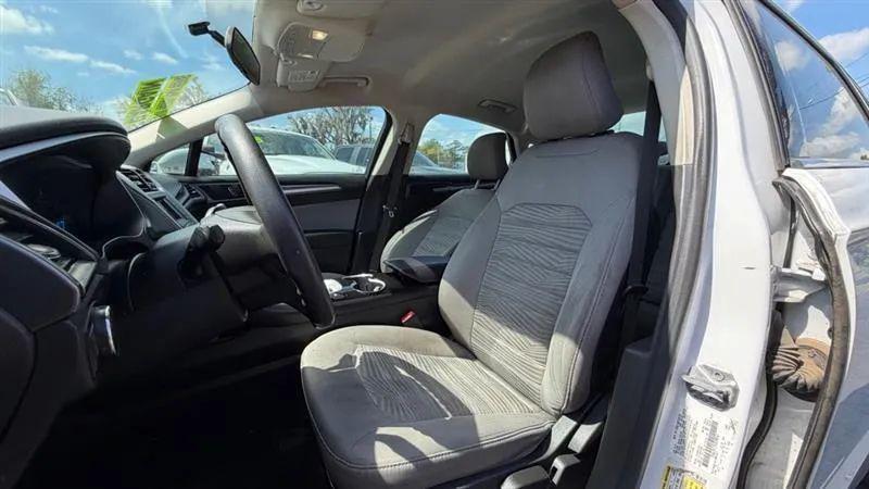 2016 Ford Fusion S