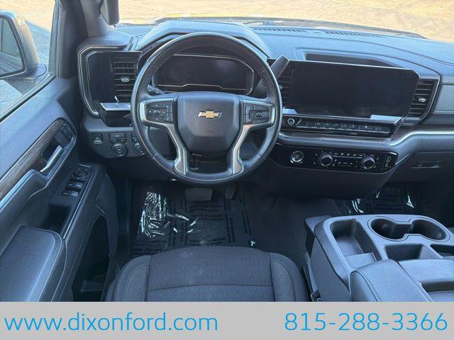 2024 Chevrolet Silverado 1500 4WD Crew Cab Standard Bed LT
