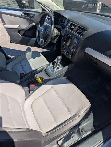 2013 Volkswagen Jetta SE