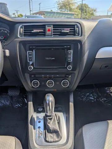 2013 Volkswagen Jetta SE