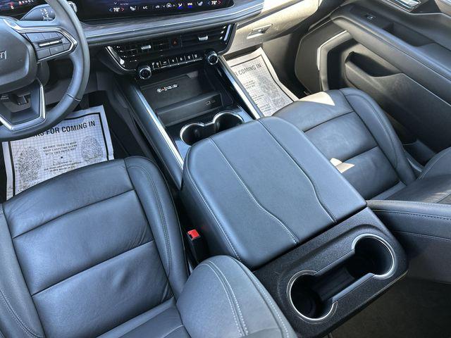 2025 Chevrolet Suburban 4WD Z71