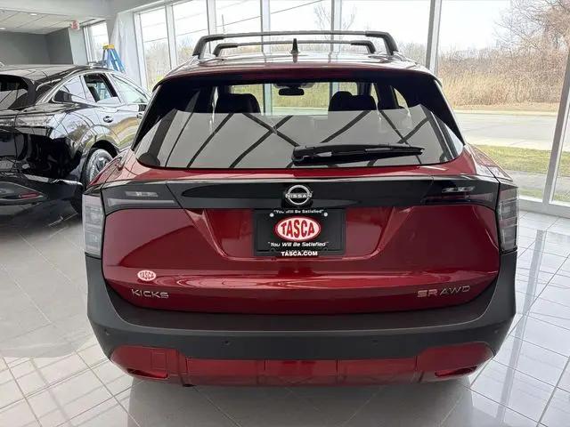 2026 Nissan Kicks SR