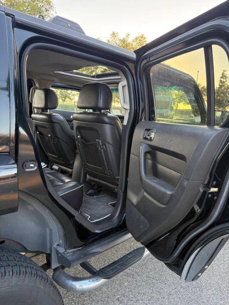 2006 HUMMER H3 Base