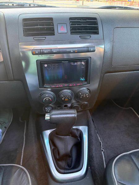 2006 HUMMER H3 Base