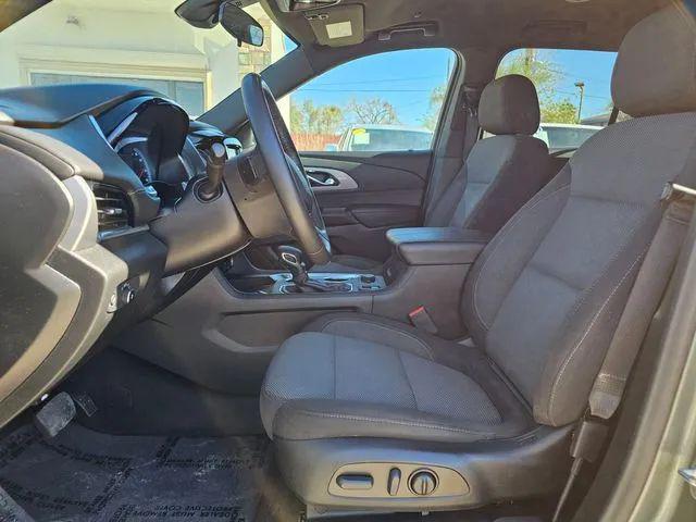 2023 Chevrolet Traverse FWD LT Cloth