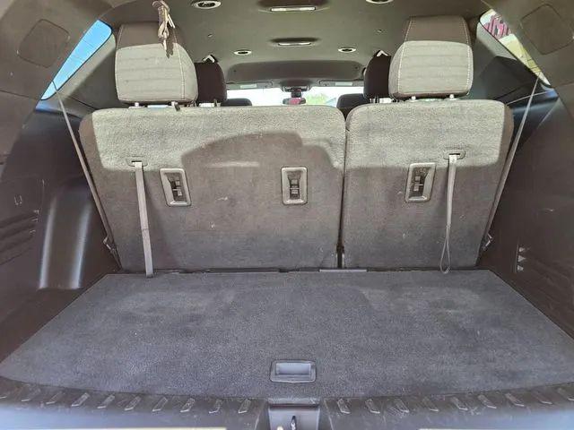 2023 Chevrolet Traverse FWD LT Cloth