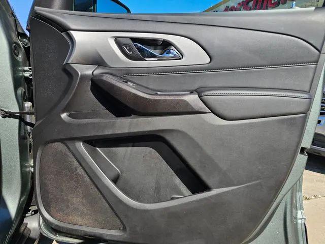 2023 Chevrolet Traverse FWD LT Cloth