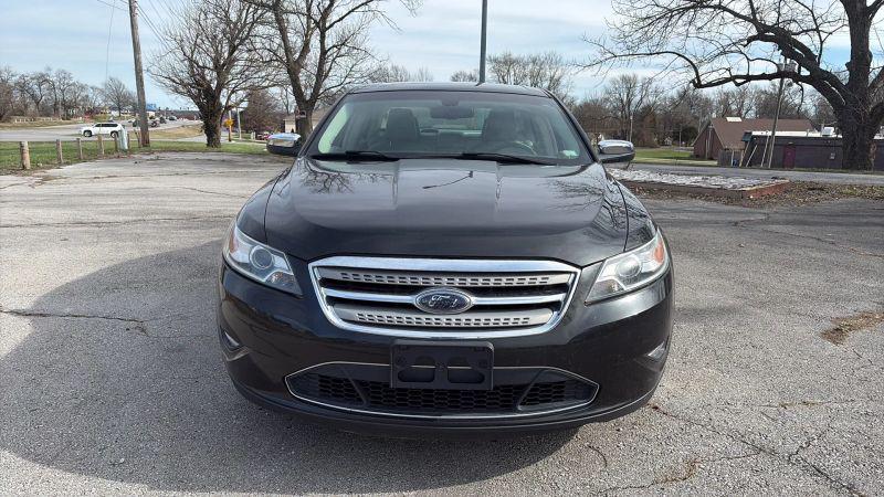 2010 Ford Taurus Limited