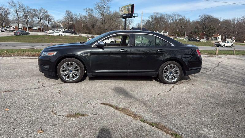 2010 Ford Taurus Limited
