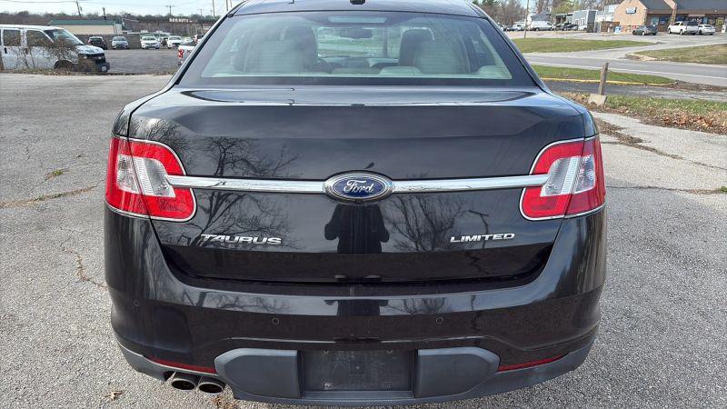 2010 Ford Taurus Limited