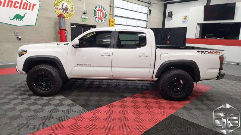 2020 Toyota Tacoma TRD Off-Road