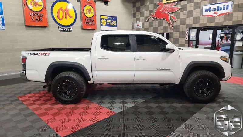 2020 Toyota Tacoma TRD Off-Road