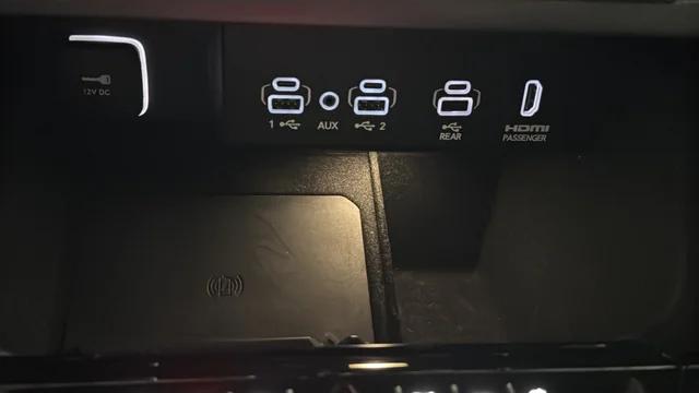 2023 Jeep Wagoneer Series II Carbide 4x4
