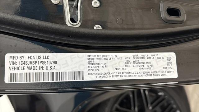 2023 Jeep Wagoneer Series II Carbide 4x4